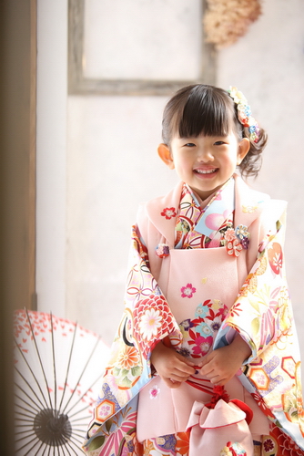 七五三ヘア 3歳さんの人気ヘアスタイルはこれ！753前撮りなら金沢の写真館フォトコザカ金沢で前撮りロケでおすすめ口コミ多数の写真館フォトコザカのブログ