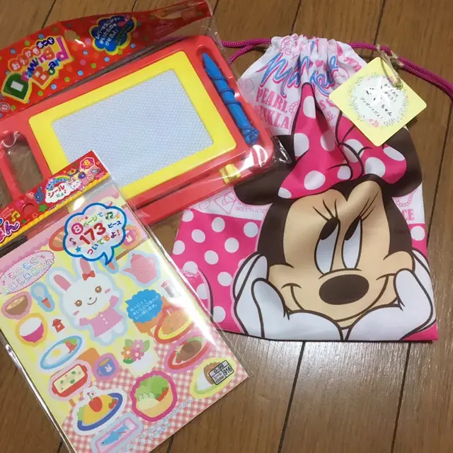 3歳 90-95cm 結婚式のお呼ばれドレス、パーティードレスのレンタルならClassy