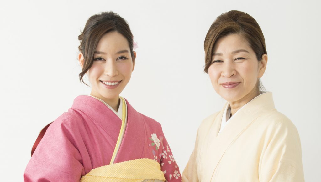 親族の結婚式にお呼ばれした50代女性必見♡上品な髪型・ヘアアレンジLe Crit ルクリ