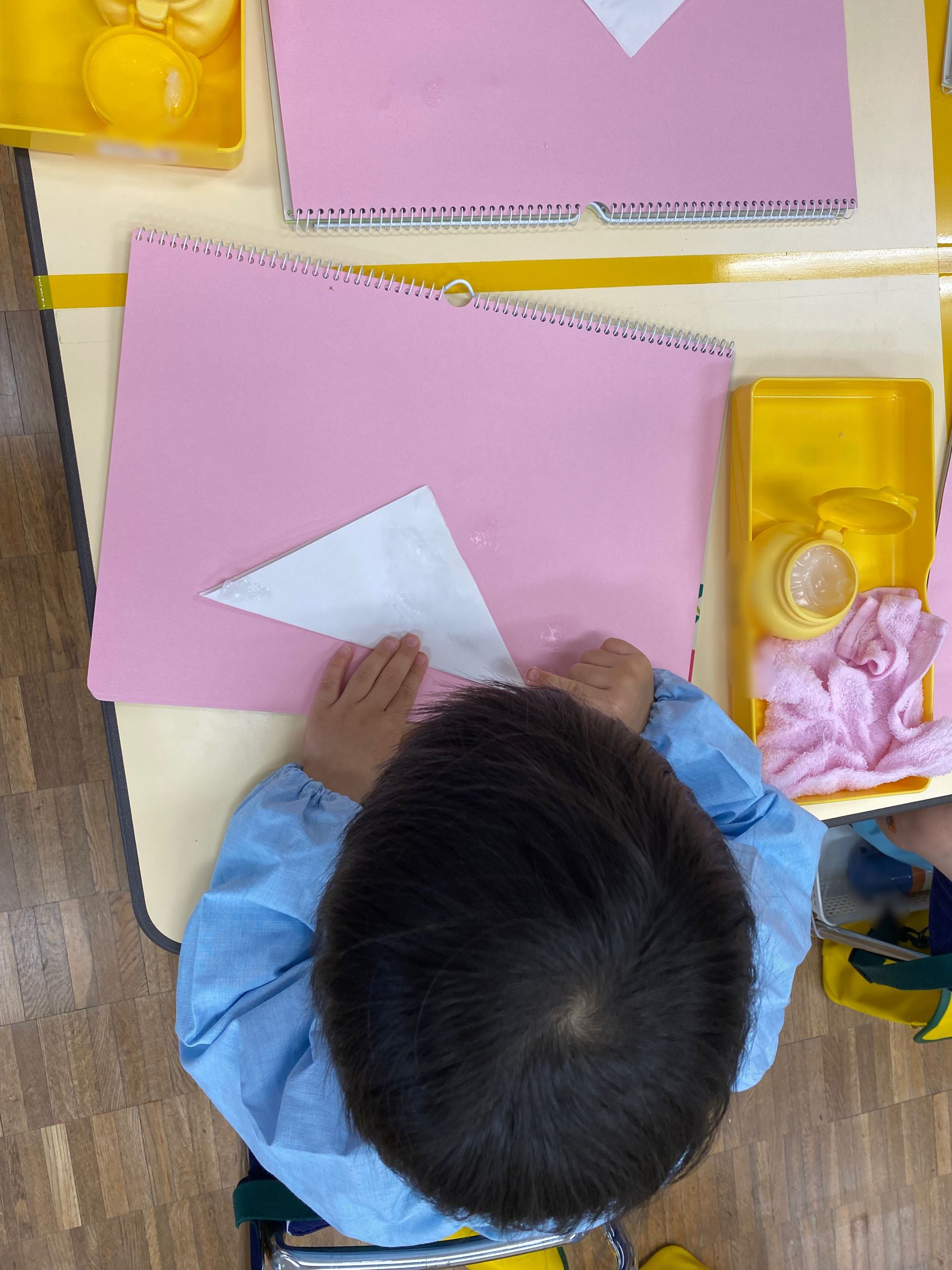 年少組 おにぎりを作りました☆お知らせ&Blog日体幼稚園