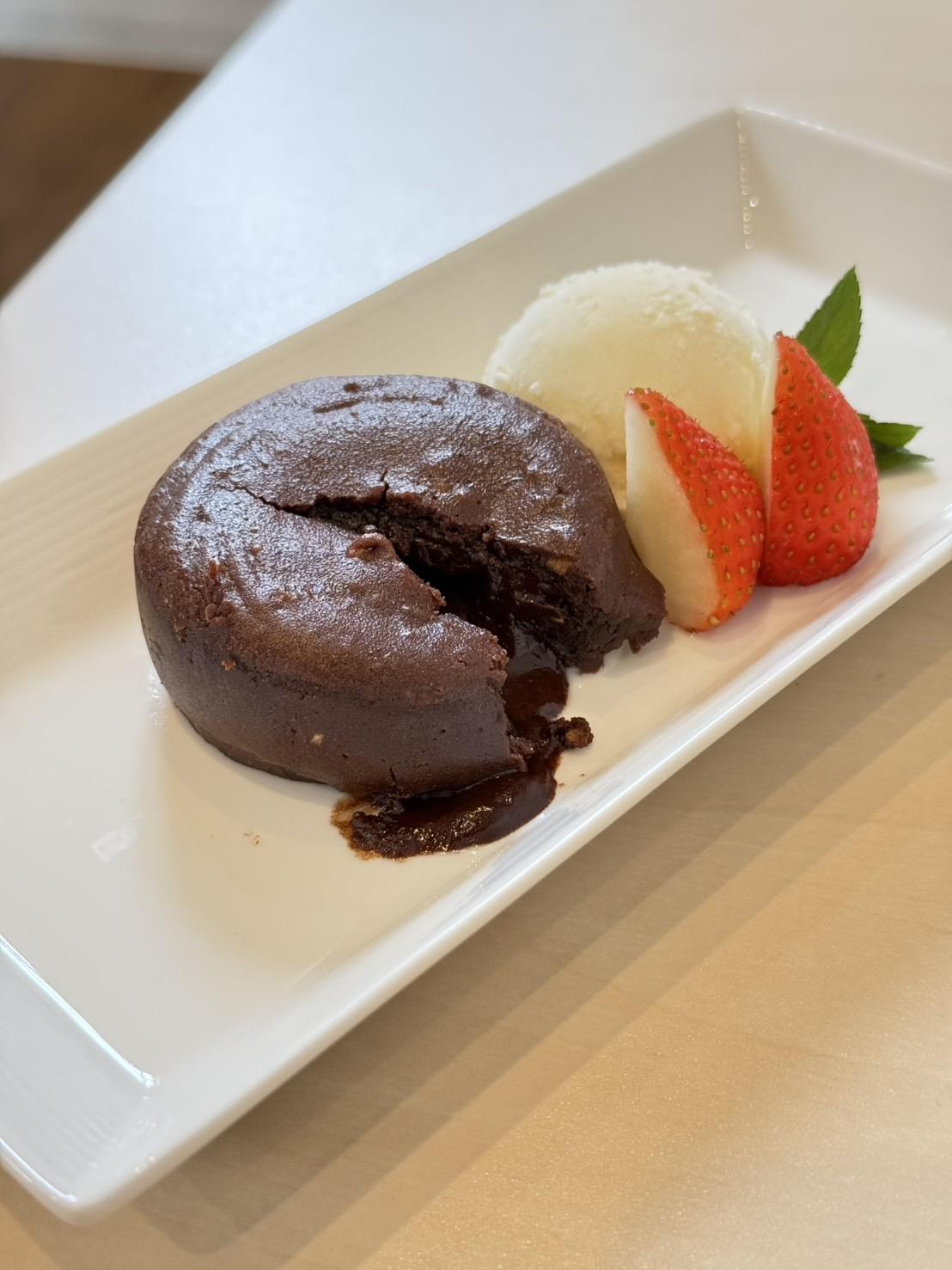 最近流行りのアサイーボウルのお店！「fantasy89cafe」の意外な店名の由来とは？！ 西宮グルメ甲子園奥大輔の西宮探検日記