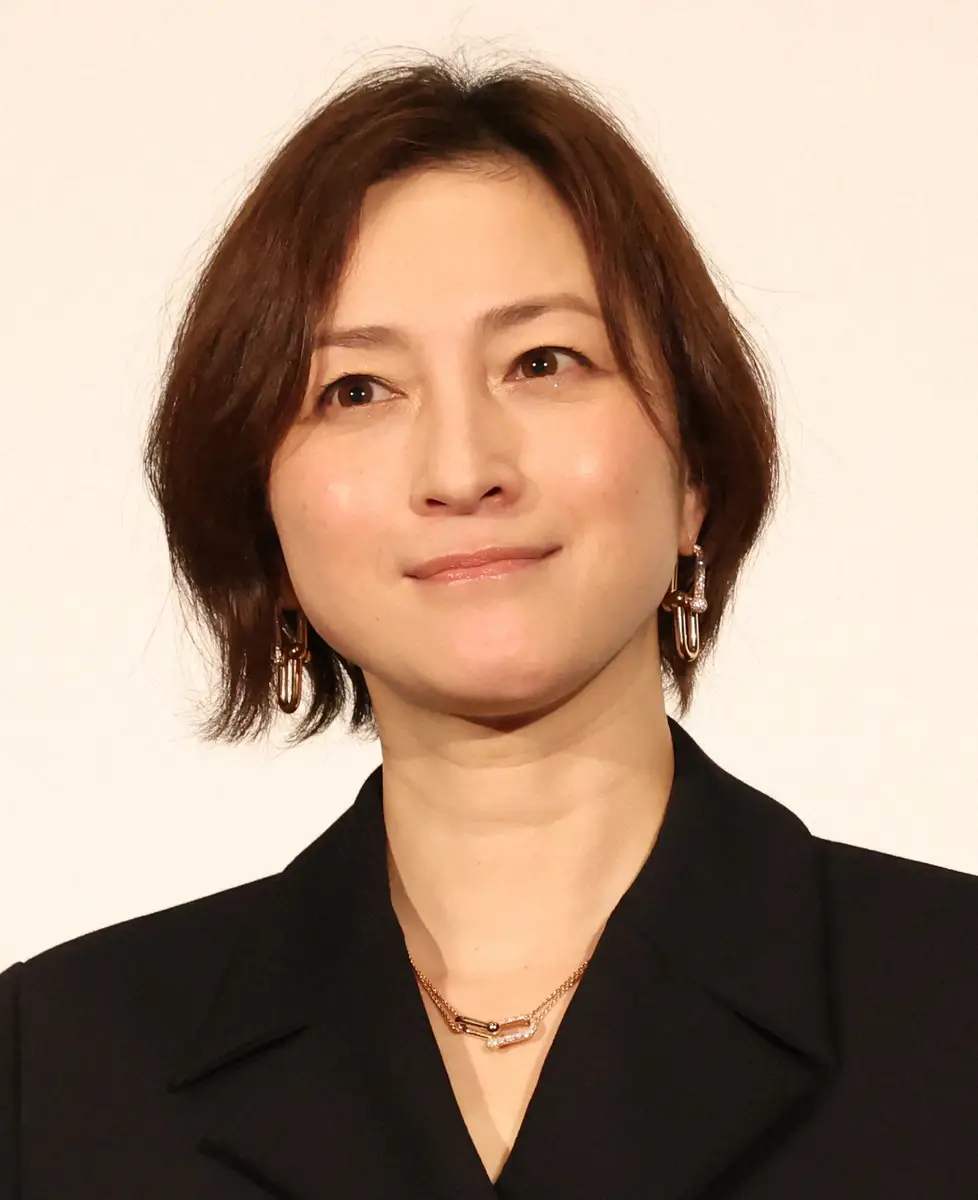 追突事故から4ヶ月 広末涼子 45 撮影中だった「復帰主演映画」の共演者が困惑「降板か代役か、今も結論が出ていない 」NEWSポストセブン