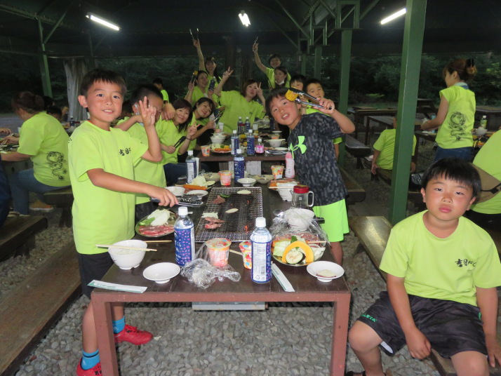 むーくん初めての言葉〜かあか記念日 すーくん、初めての言葉や私を呼ぶ言葉 あちゃ がなんとなくぬるっと始まってしまったんだけど、 むーくんのとき はわりとちゃんとまんがにまとめてたので引っ張り出してきた! しゃべりはじめというのは本当に尊いですね いやいつ