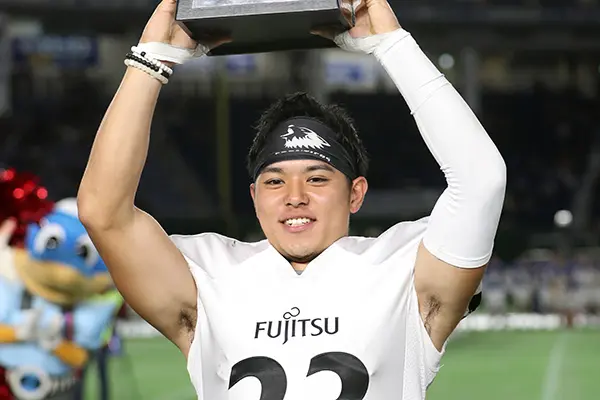 ✴︎ 今月からチアのオフ期間が明け 2023メンバーでの活動がスタートしています💙 @bluethunders_cheerそしていよいよ春シーズンの日程も 公開されました🏈🌸 皆さんぜひ予定を空けておいてくださいね☺️🙏 @bluethunders_football今年も心強いファンの皆さんは