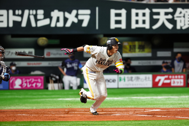 周東佑京の魅力：ソフトバンクホークスのエースを深掘り