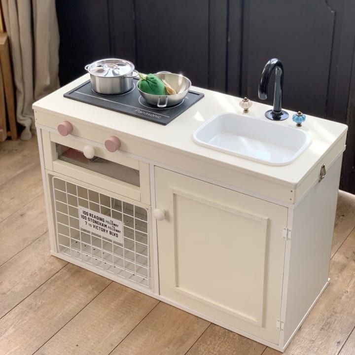 おままごとキッチンセット 製作中 予約ok 確認用diyハンドメイド 手作り、ままごとキッチン。Emi