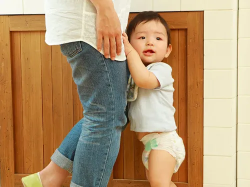 いつも赤ちゃんに触れるママ・パパの手はきれい？-おむつのムーニー 公式 ユニ・チャーム