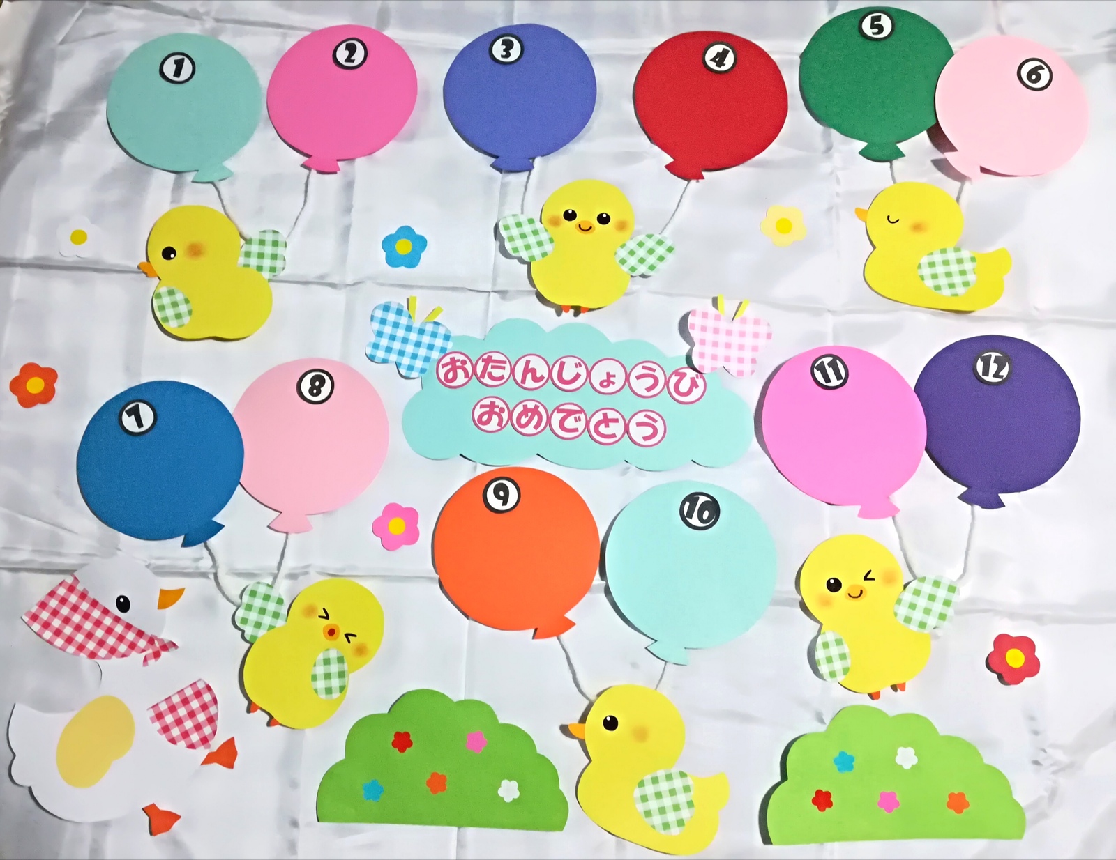 誕生表 誕生日 壁面 手描き ハンドメイド 物語 お話 童話 おもちゃ・人形 risu 通販 11948840Creema クリーマ