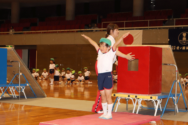 ぶれすと新横浜ほいくえん 運動会＞