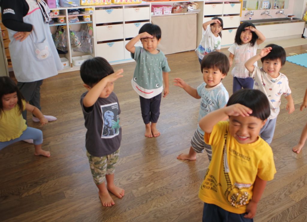 プリン組 最近ブームのポーズ♡明幸幼稚園 すまいる保育園 – 新潟県長岡市認定こども園