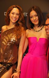 密着！ エミ・レナータの幸せウエディング。Vogue Japan