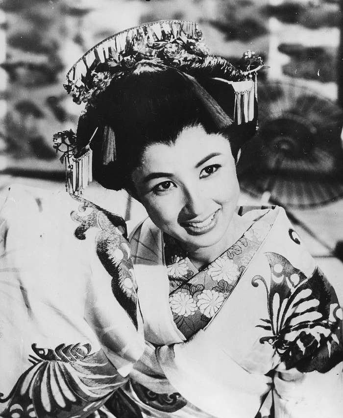 臨時営業 八千草薫あるいは｢マドンナ｣の死 2019年10月事実上ほぼ廃業 海外退屈日常