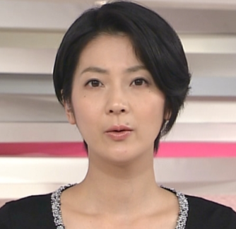 鰻好きな人と繋がりたい , ., 暑くて食欲がなくても, 匂いで食べたくなっちゃう鰻🤭, ., ., 用事があって伊東へ,旦那さんには懐かしい鰻を食べました, .,うなぎのまとい, 火曜日だけどお店の前にも中いっぱい, 皆さん予約されてます, .,お目当ての鰻の前に,肝焼き を😍, ぷりぷり！弾けます♪, ., せっかくなので, 上うなぎ 税込4600円 を,