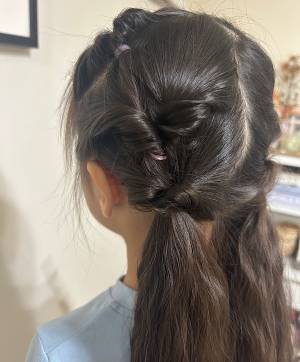 子供 ヘアアレンジ リボン ポニーテールTikTok