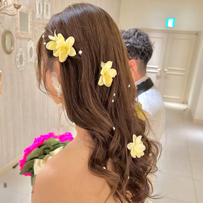 トレンドの花嫁ヘア♡ハーフツインのアレンジ10選をご紹介 今週のスタスナ omotte magazine fromANNIVERSAIRE記念日にまつわるマガジン