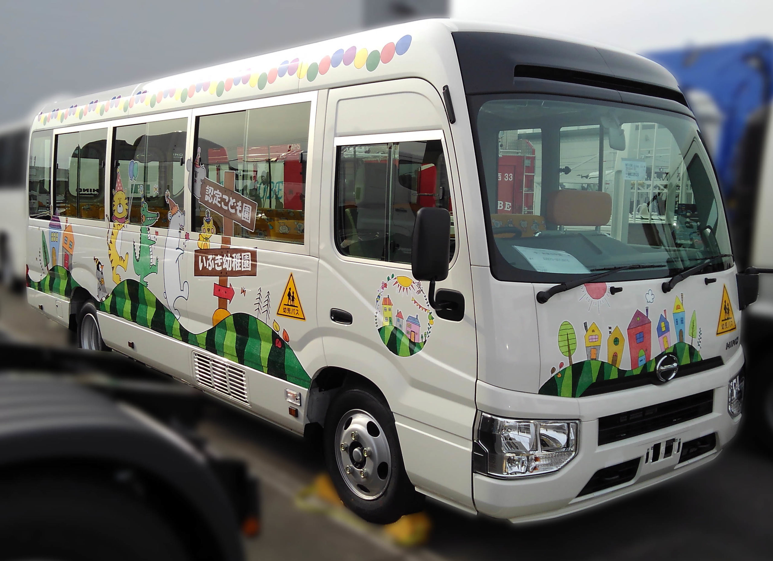 幼稚園送迎バスイラスト無料イラスト・フリー素材なら「イラストAC」