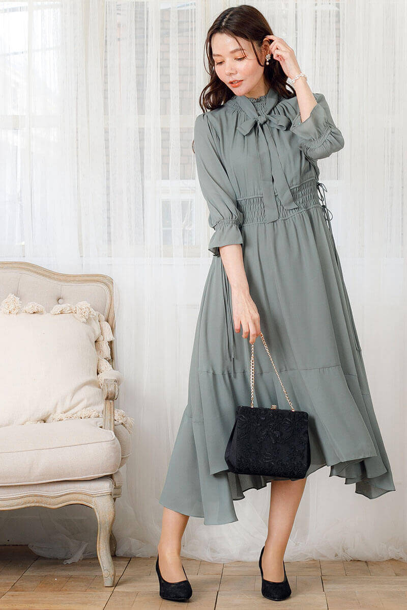 顔合わせのときの兄弟姉妹の服装は?マナーやお手本コーデを紹介