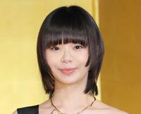 高橋慶彦 緊急企画!カープレジェンド高橋慶彦の娘がついに登場!親子コラボ企画 カープ高橋雛子- YouTube