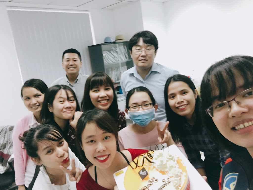 ベトナム人と国際結婚するとベトナム人の姓はどうなるのでしょうフィラール行政書士事務所