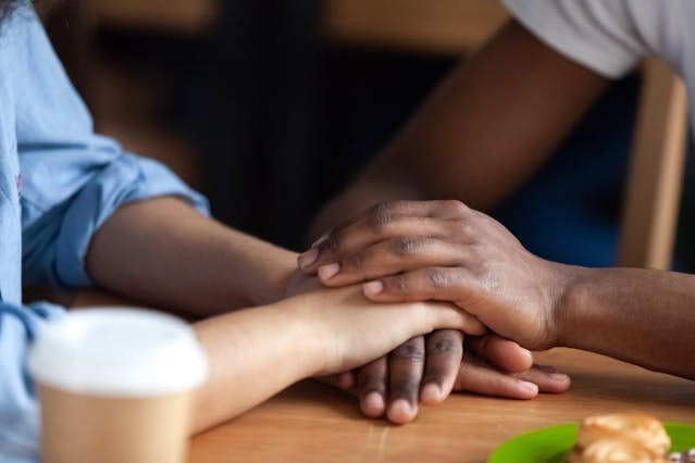 モデルプレス ✋手が綺麗な男性芸能人 Part1 ￣￣￣￣￣￣￣￣￣￣￣￣￣￣￣ ⁡ 今回は「手が綺麗な男性芸能人」のアンケート結果 Part1 をご紹介します💌💭⁡ 男らしいゴツゴツとした手、彫刻のようにしなやかな手、ハンバーグのような可愛い手 🤔 ⁡ 皆さんが思う