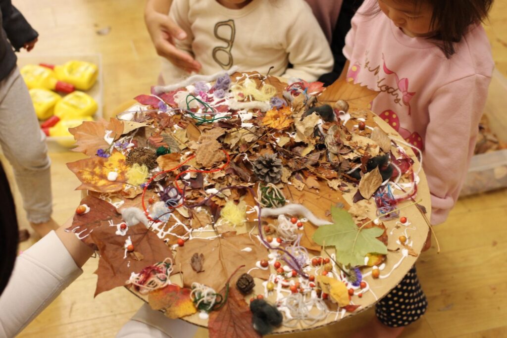 コラージュで色遊び！想像力がぐんぐん育つ制作のヒント保育のお仕事レポート