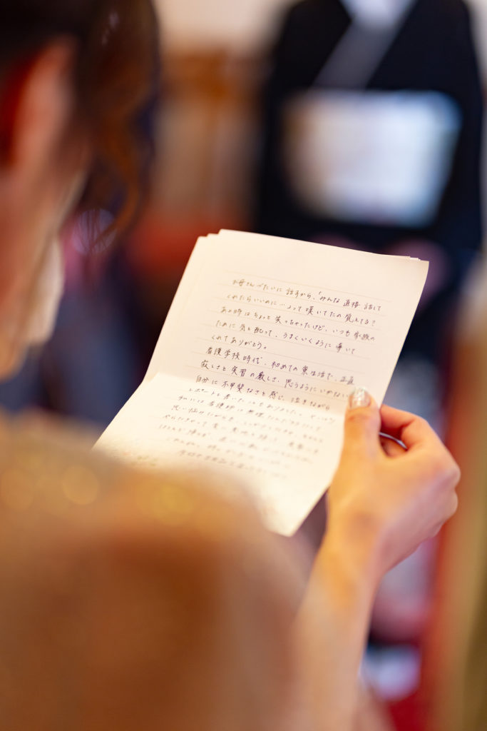 実例 花嫁の手紙はなしでも良い？家族婚でも読まなかった理由と解決策5選家族婚ナビ