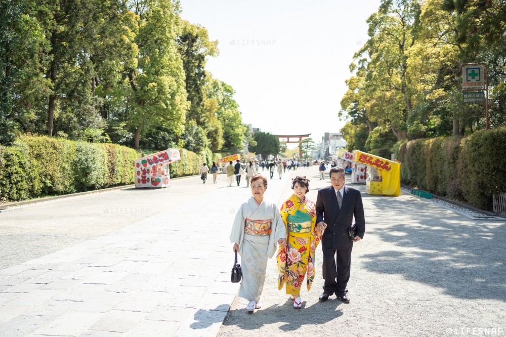 鎌倉・鶴岡八幡宮での成人の記念写真 出張撮影 について 2025年6月更新News＆Blog出張撮影・出張カメラマンのLIFESNAP七五三・お宮参り・家族写真