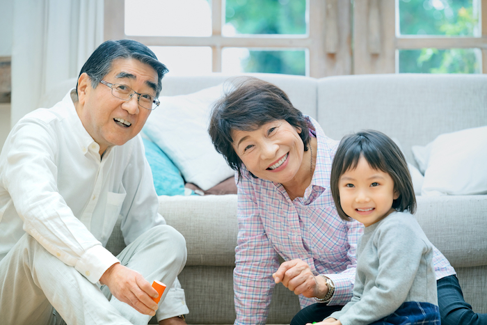 10 10 P5倍★はじめての トントン 大工さんセット 工具 木製おもちゃ 大工 ごっこ遊び なりきり遊び DIY 真似っこ ままごと 遊び 親子お父さん おじいちゃん 孫 こども キッズ おしゃれ ギフト プレゼント 誕生日 モンテッソーリ教育 指先知育 集中力向上