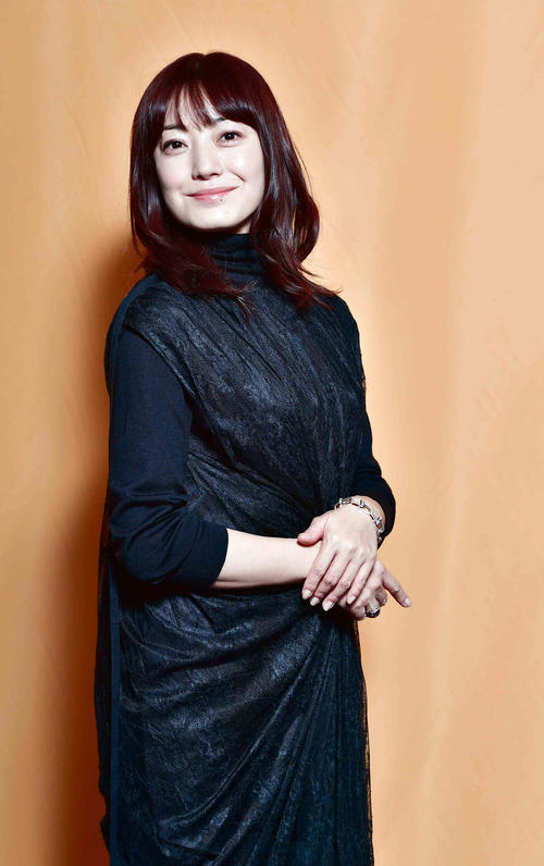 菅野美穂さん ドラマ、イグアナの娘など、その他多数に出演