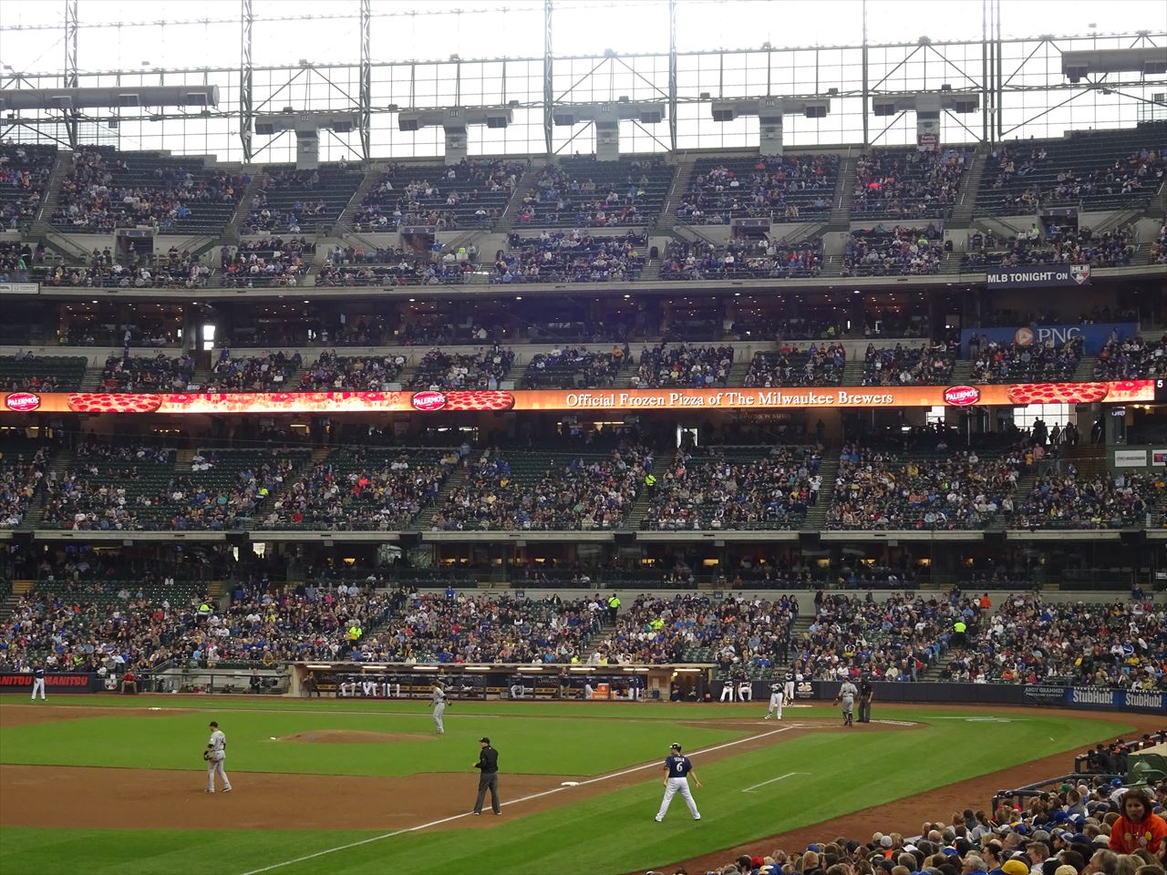 MLB球場紹介⑤ ミラー・パーク アメリカンファミリー・フィールド- MLB30球場全部行った