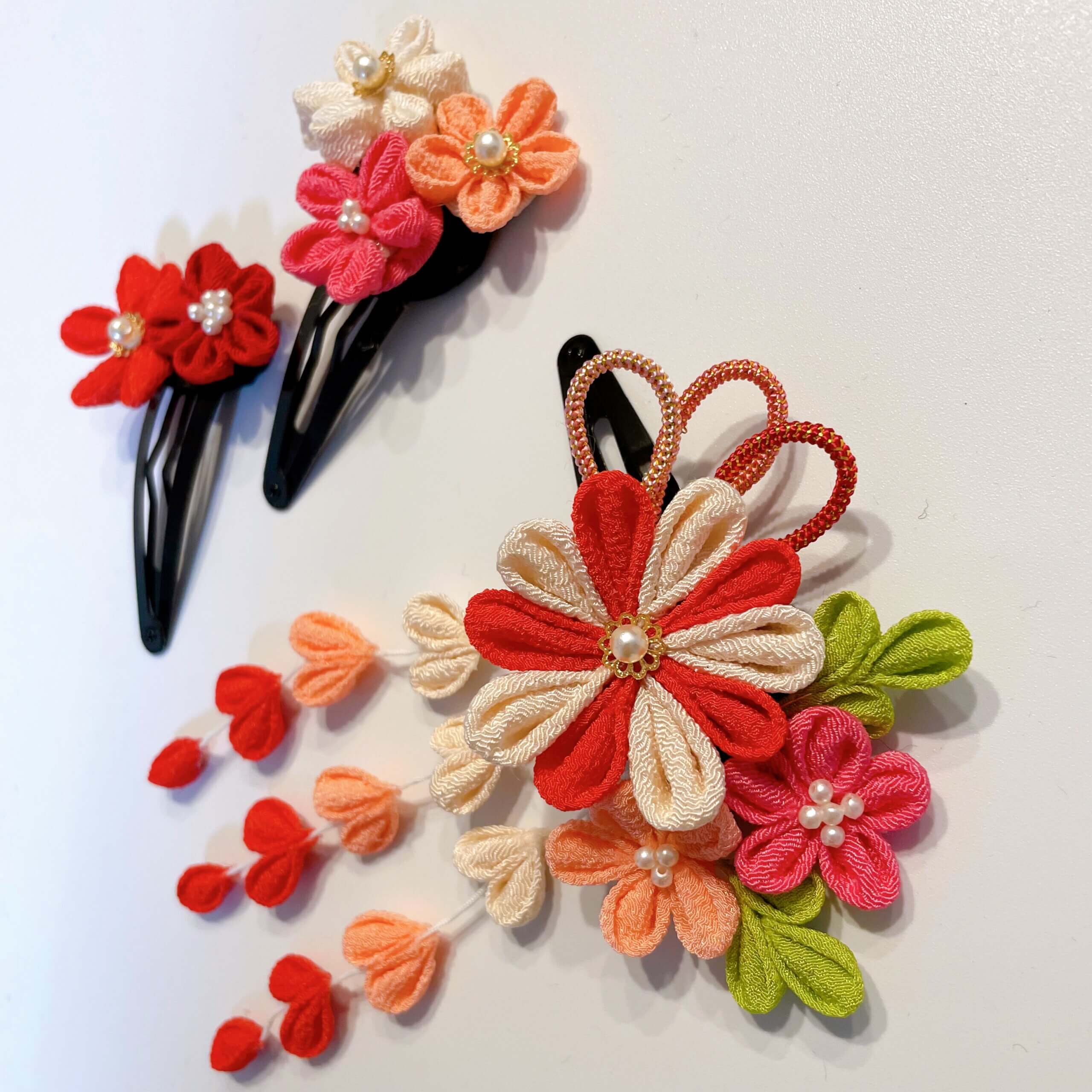 上質な髪飾りで豊かなハレの日を～ 七五三髪飾り３歳様向け ピンク系のお着物にオススメ！つまみ細工 かんざし こもれ陽⭐︎本店⭐︎ 通販14827760Creema クリーマ