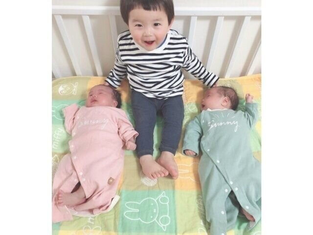 初コメダ。 子供たちは初コメダ。 コメダと言えば名古屋。 過密スケジュールでは ありましたが付いてきて楽しんでた。 親は逆にフラフラでしたがこの笑顔をみれば良かったなとなる。男三兄弟三兄弟長男次男三男