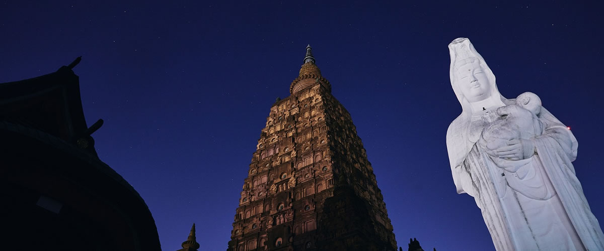救世慈母大観音様について福岡県 成田山 久留米分院 明王寺