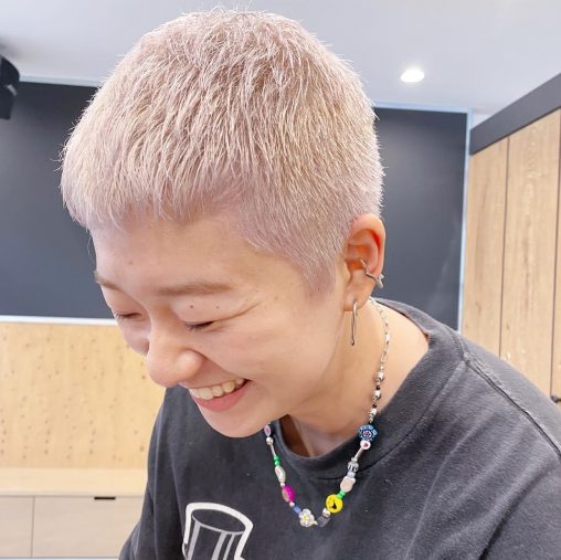 坊主 女子 おしゃれTikTok