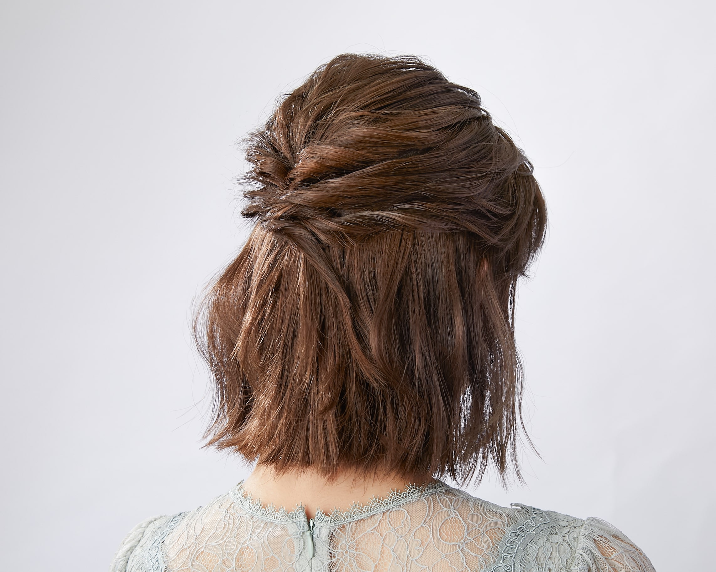 自分でできる簡単なヘアアレンジ 16のやり方美的.com