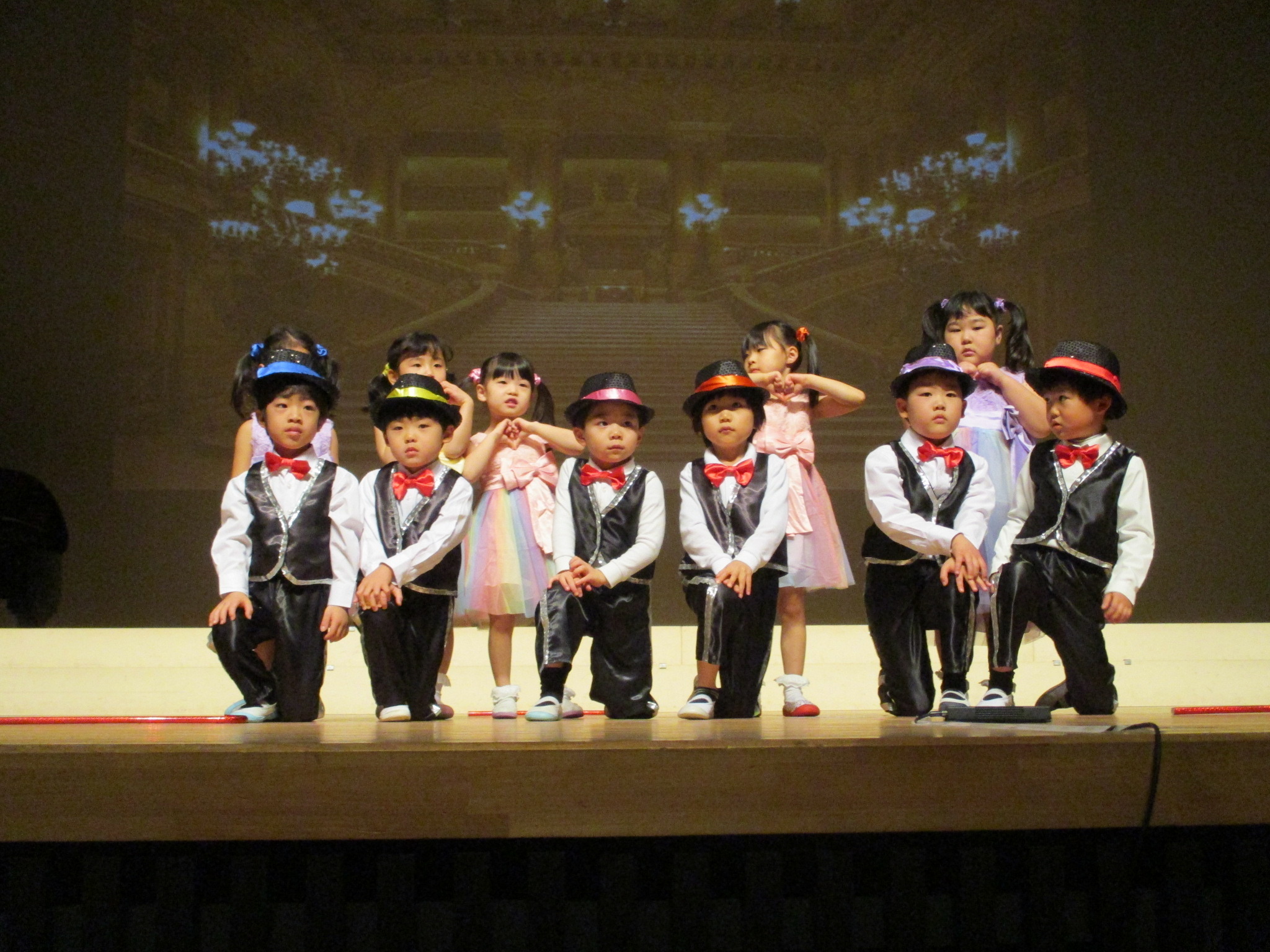 12 1 『リハーサル』・12 6 『お遊戯会』～ 年長組横浜市西区の幼稚園ふじだな幼稚園