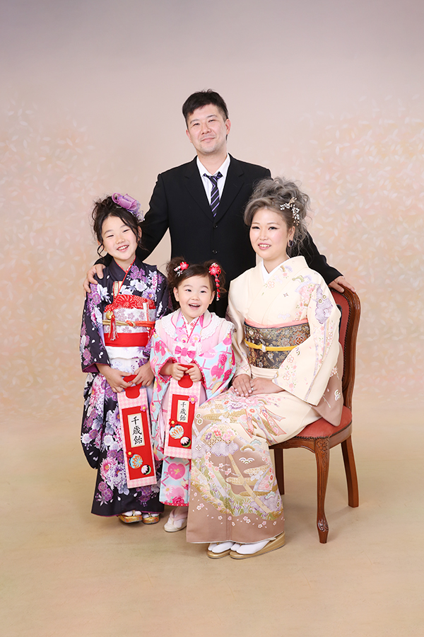 着物で家族写真を撮ろう！フォトスタジオ ワンライフ