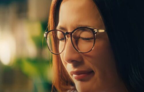 vol.62ラベンダーのお粉 白浮きさせずにくすみを晴らす「ブレンド塗り」で、大人の肌はきれいに見えます!長井かおりからのお知らせですそのメイクの常識、ちょっと前に変わってます!mi-mollet ミモレ明日の私へ、小さな一歩! 2 2