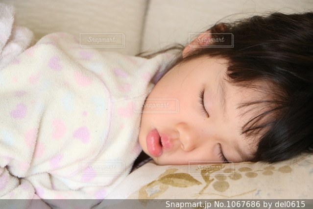 赤ちゃんの寝顔 なぜ 可愛いTikTok