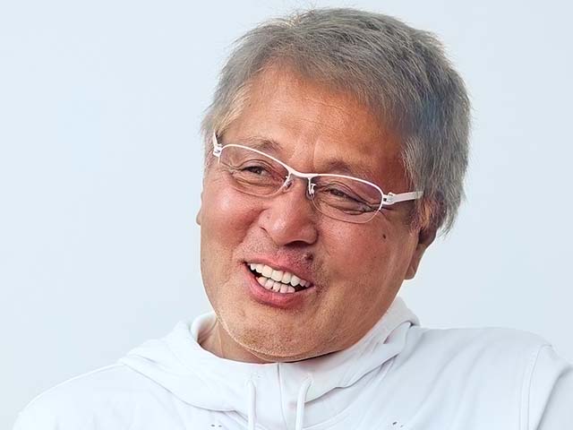 年末最後の休診日。 元プロ野球選手で、元国会議員の江本孟紀先生のyou t ubeに参加させていただきました。 「エモヤンの人生ふらーりツマミグイ」女性初の出演者! 野球のこと、美容のこと、シミのこと、薄毛治療のこて、あれこれお話しさせていただきました。 1月1日