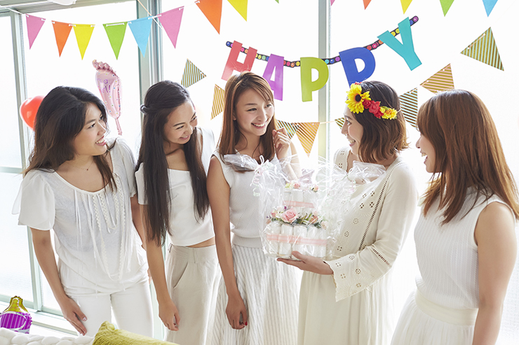 第5子妊娠中・辻希美、“母娘ショット”でベビーシャワーを報告「女の子が無事に産まれたら3人で写真撮りたいな」エンタメ話題ABEMATIMESアベマタイムズ