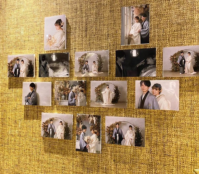 結婚式のウェルカムスペース 写真の飾り方アイデアまとめ - おしゃれな結婚式小物が何でも揃う通販サイト ファルベ