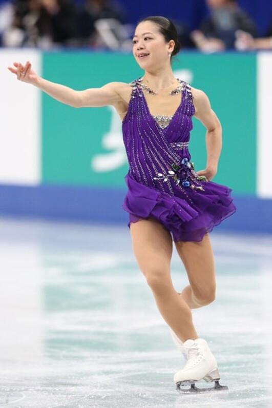 元フィギュア選手の鈴木明子さん、スピード離婚 結婚生活１年７カ月で 1 2ページ- サンスポ