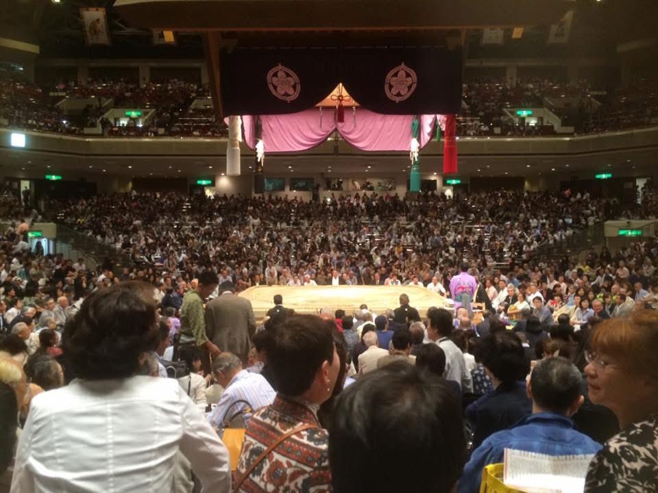 ねぇこっちむいて！ ちひろ美術館コレクション絵本3 中古本・書籍ブックオフ公式オンラインストア