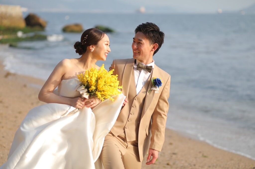 受注制作* 春色 ミモザ カラー 春婚 クラッチブーケ 前撮り 308 -アトリエ美鈴 - プレゼント＆ギフトのギフトモール