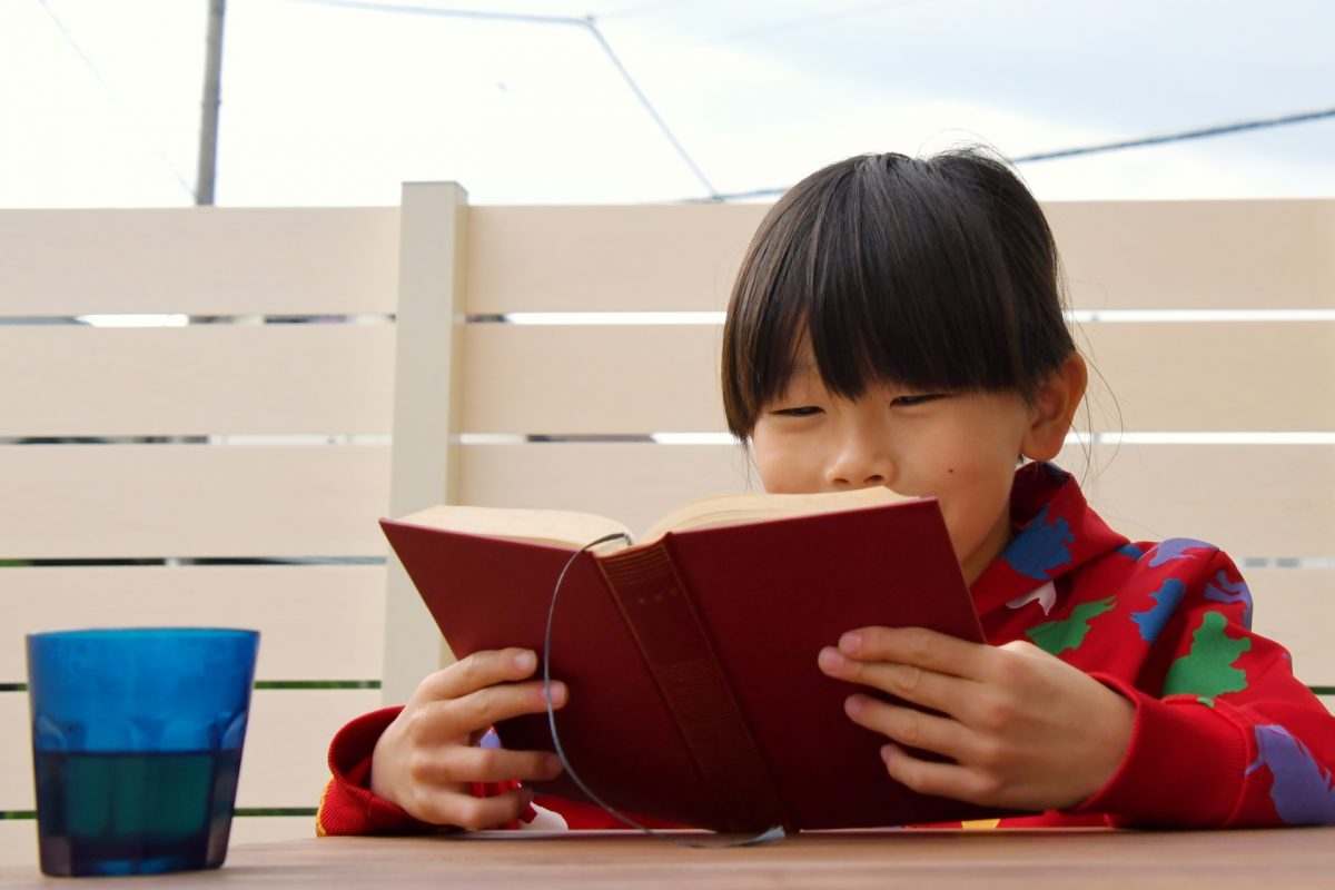 好きな人の写真を見るとどんな効果がある？見るだけでストレスが軽減されるって本当？│復縁love