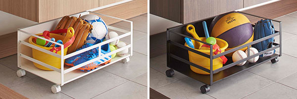 めっちゃ遊びやすくなった〜！外遊びのおもちゃ収納を改善しました。よみものOURHOMEちょうどいい。暮らす、はたらく、自分時間