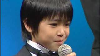 ③水分をを手軽に持てるPinksさんの可愛い花柄などペットボトル