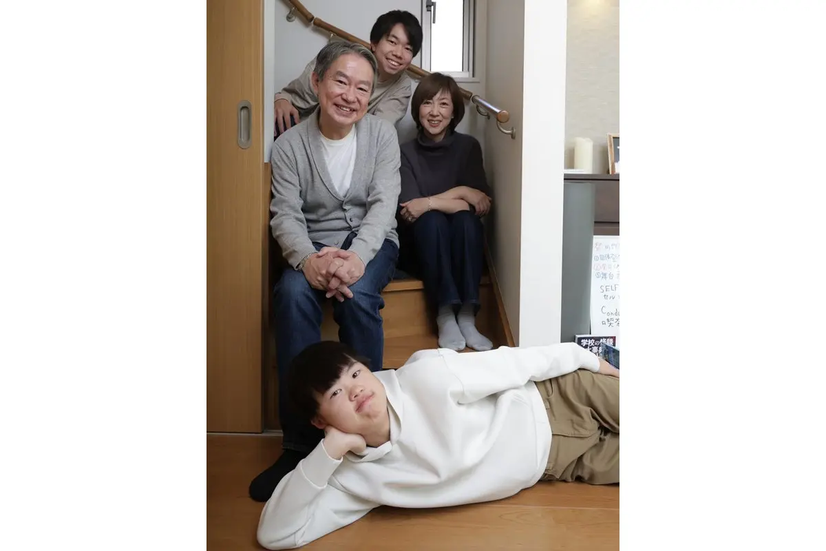 ダウン症児の子育て、一番の「モンスター」は 奥山佳恵さんの10年：朝日新聞