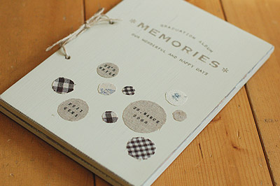 幼稚園の先生へのアルバム』